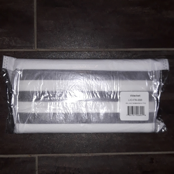 Kut From The Kloth Striped Black and White Wallet - Picture 6 of 6